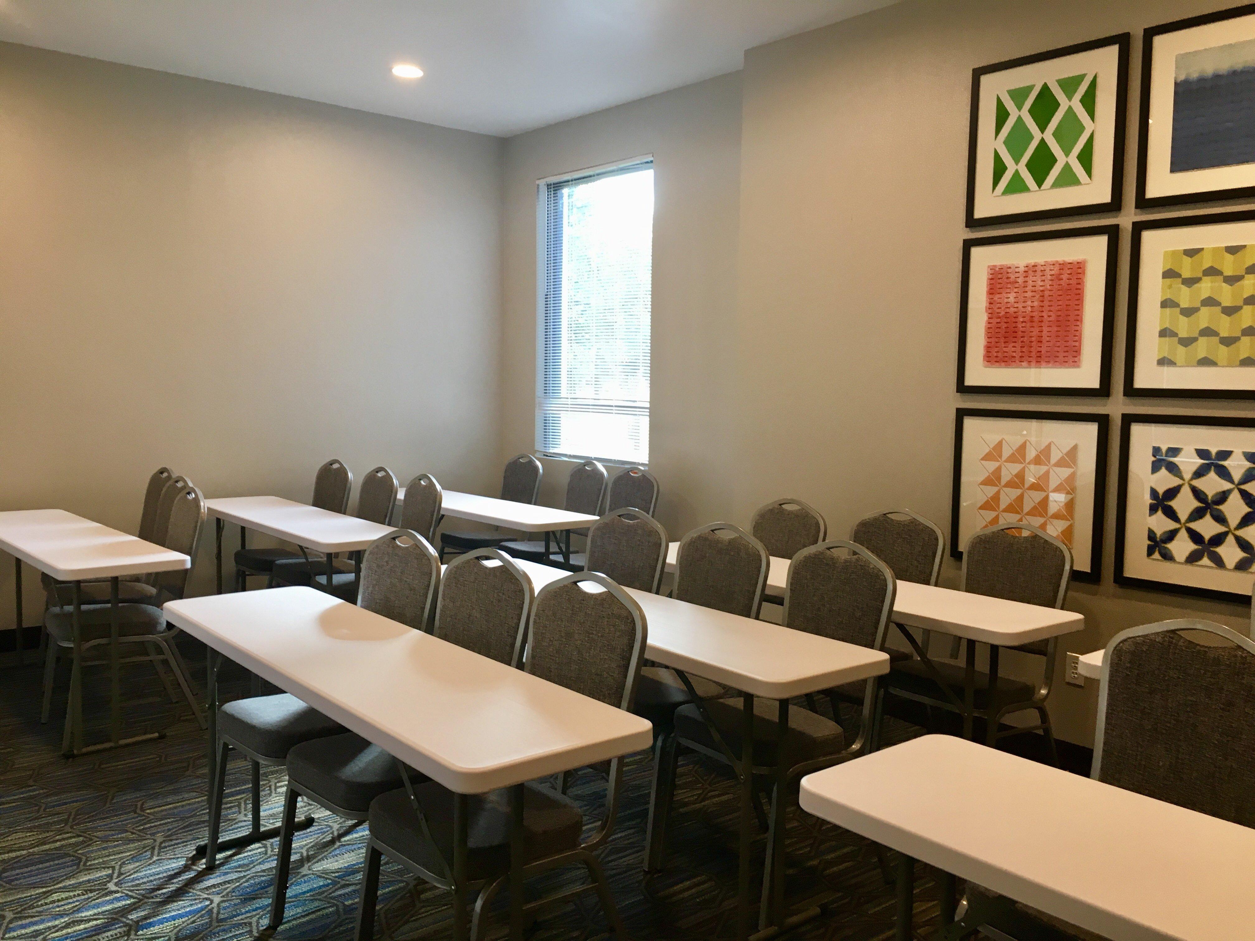 Holiday Inn Express - Grand Island By Ihg Exterior photo