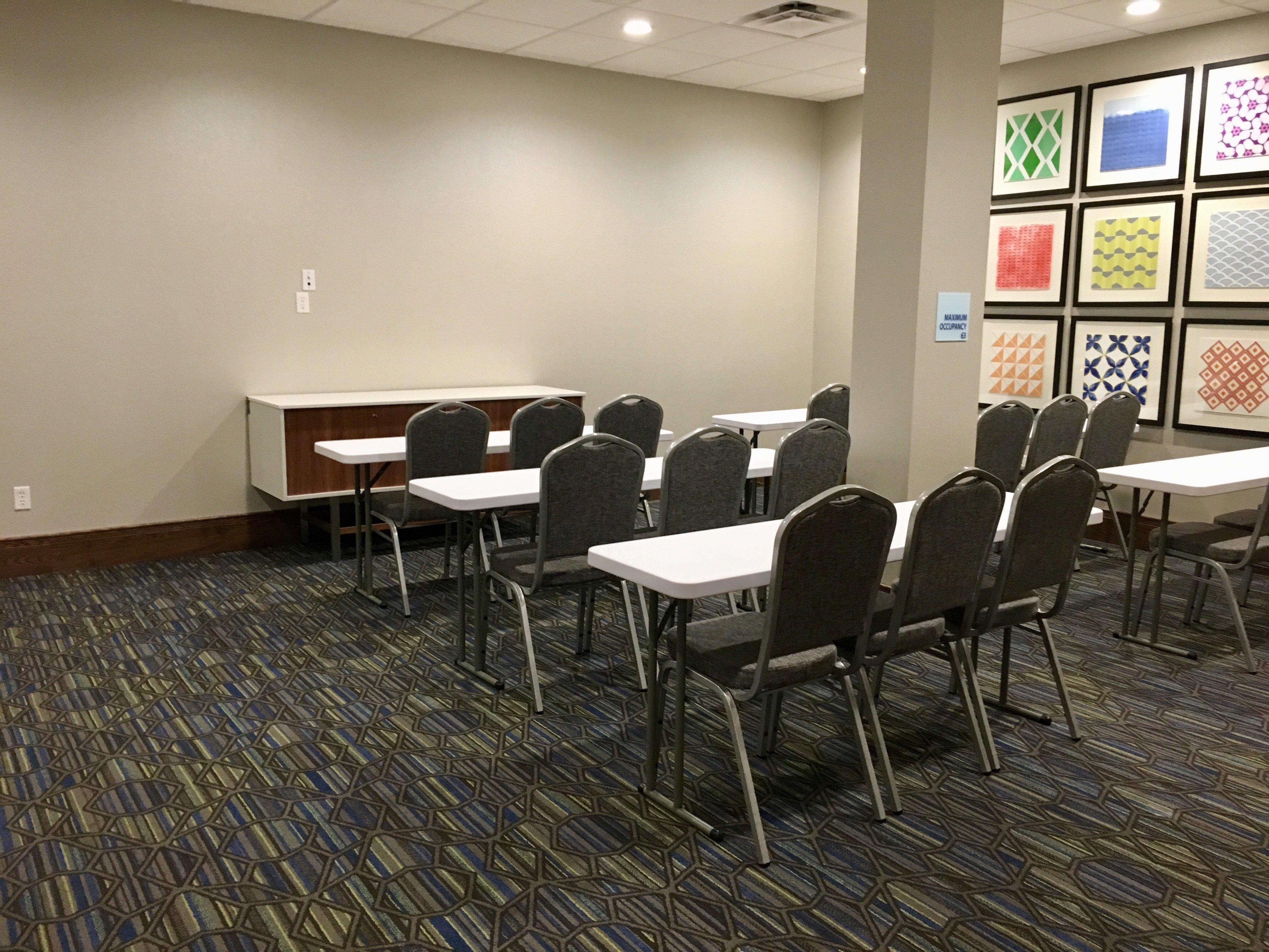 Holiday Inn Express - Grand Island By Ihg Exterior photo